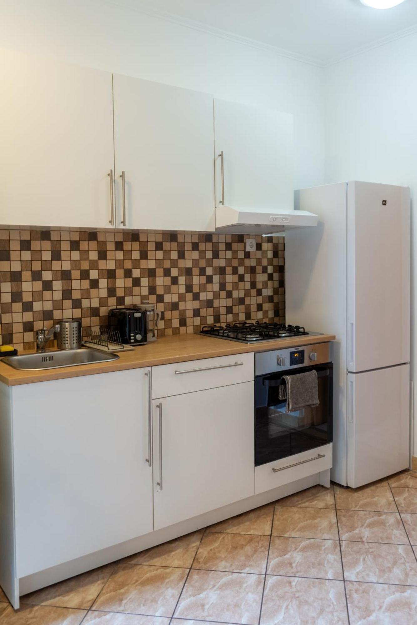 Cozy Apartment In Akacfa Street Budapest Exteriör bild